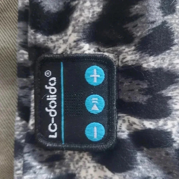Animal Print Bluetooth Headband, Headphones, Sleep Mask - Picture 3 of 16
